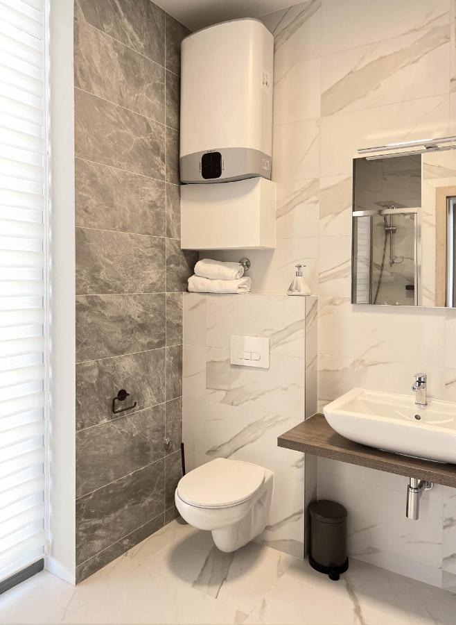 Sea Sun Apartments Maslinica Ngoại thất bức ảnh